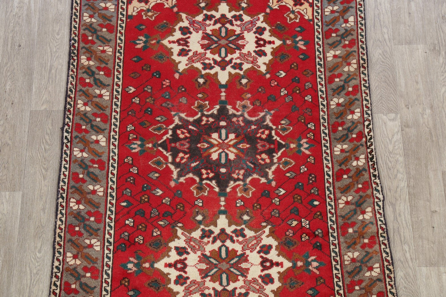 Vintage Geometric Red Bakhtiari Persian Wool Rug 4x7