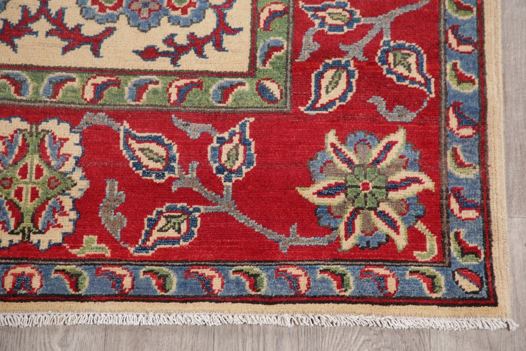 Floral Super Kazak-Chechen Oriental Wool Rug 4x6