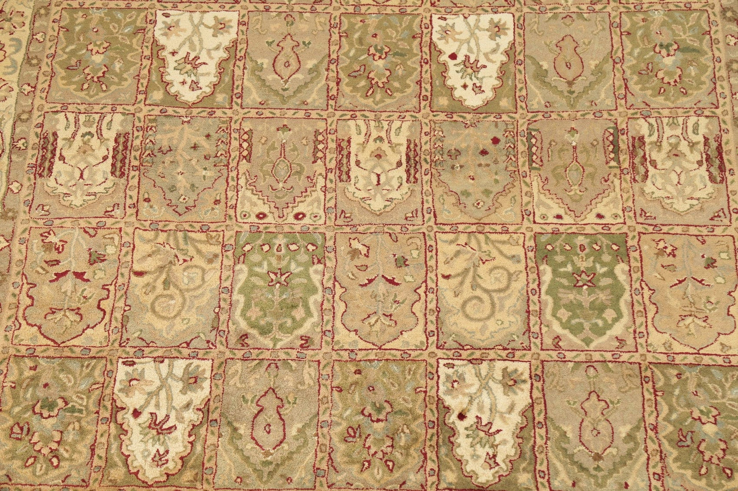 Garden Design Hand-Tufted Area Rug 8x10