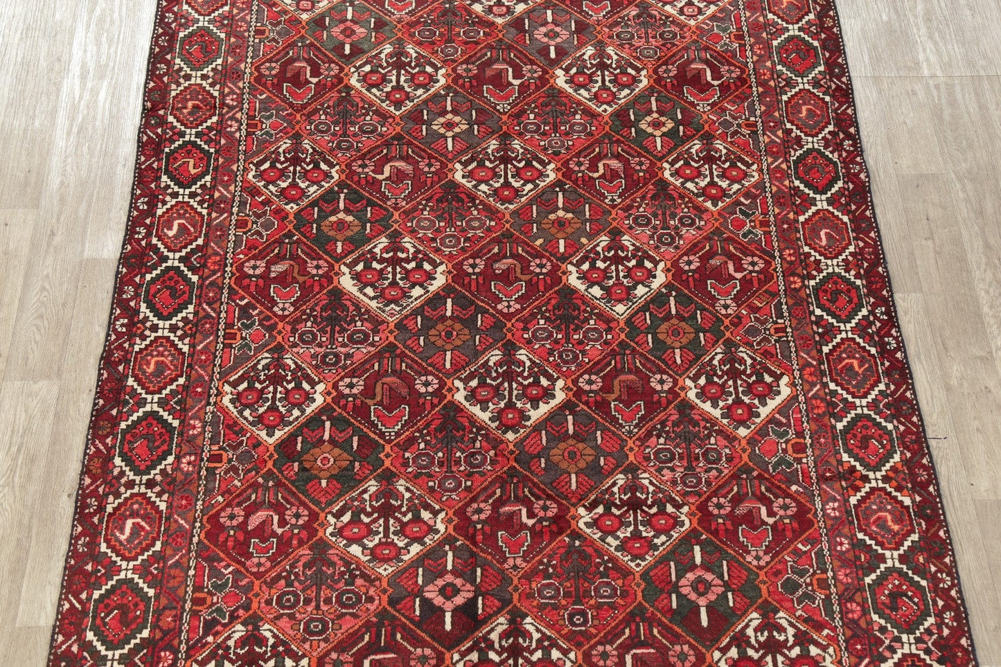 Vintage Garden Design Bakhtiari Persian Area Rug 7x10