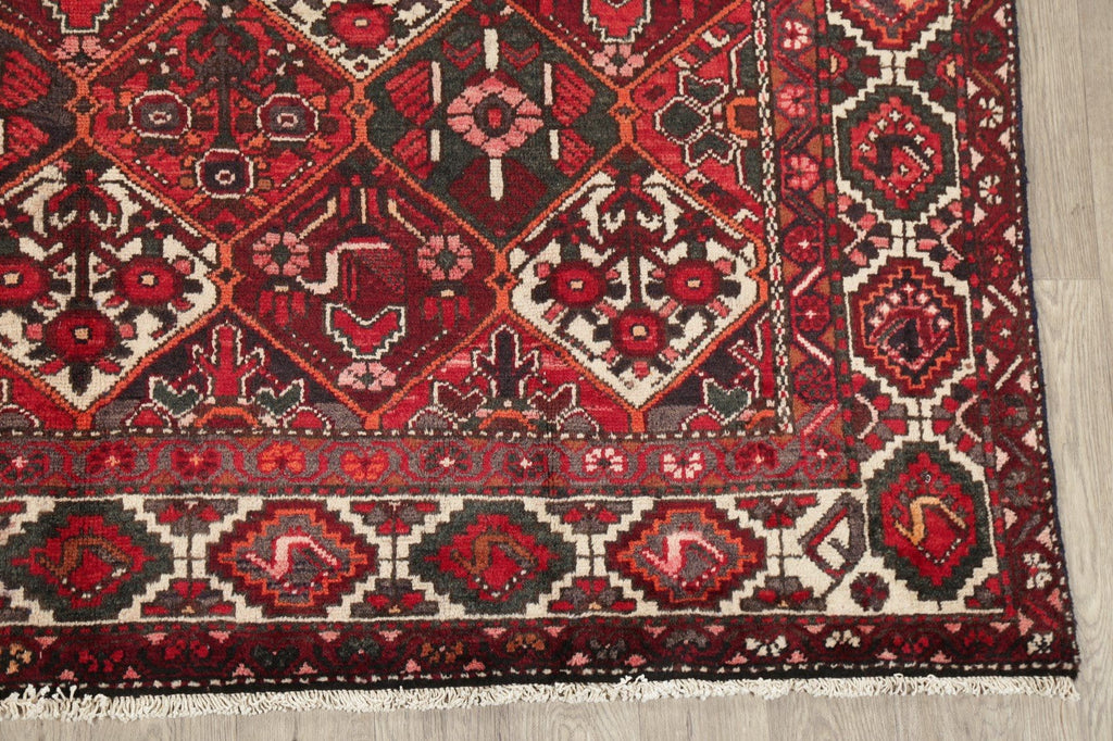 Vintage Garden Design Bakhtiari Persian Area Rug 7x10