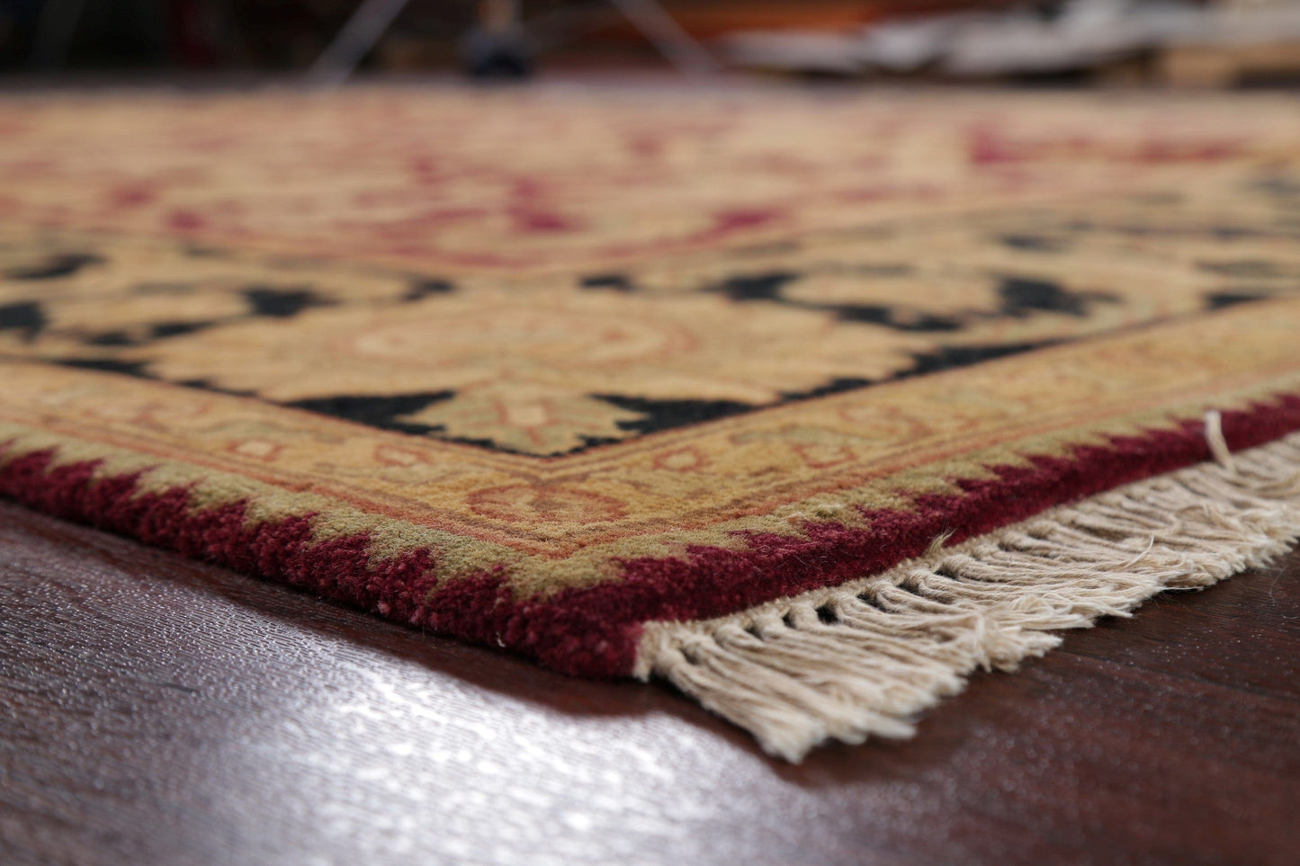 Burgundy/Black All-Over Floral Agra Area Rug 8x10