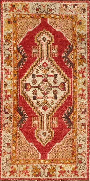 Vintage Anatolian Collection Rust Lamb's Wool Area Rug- 2' 7" X 5' 1"