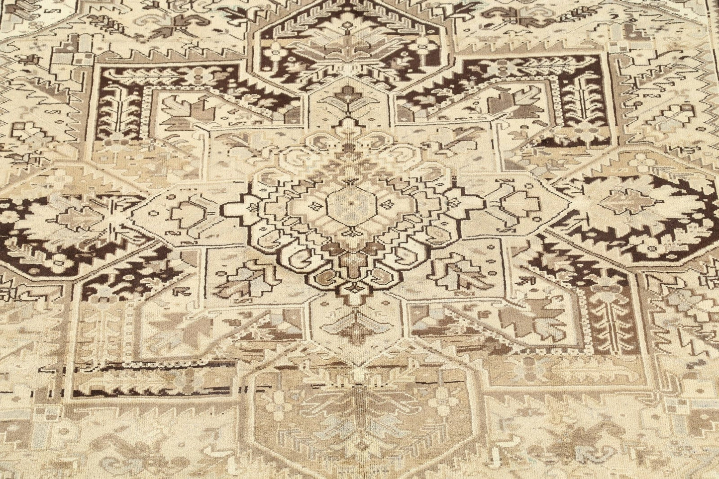 Geometric 10x13 Heriz Persian Area Rug