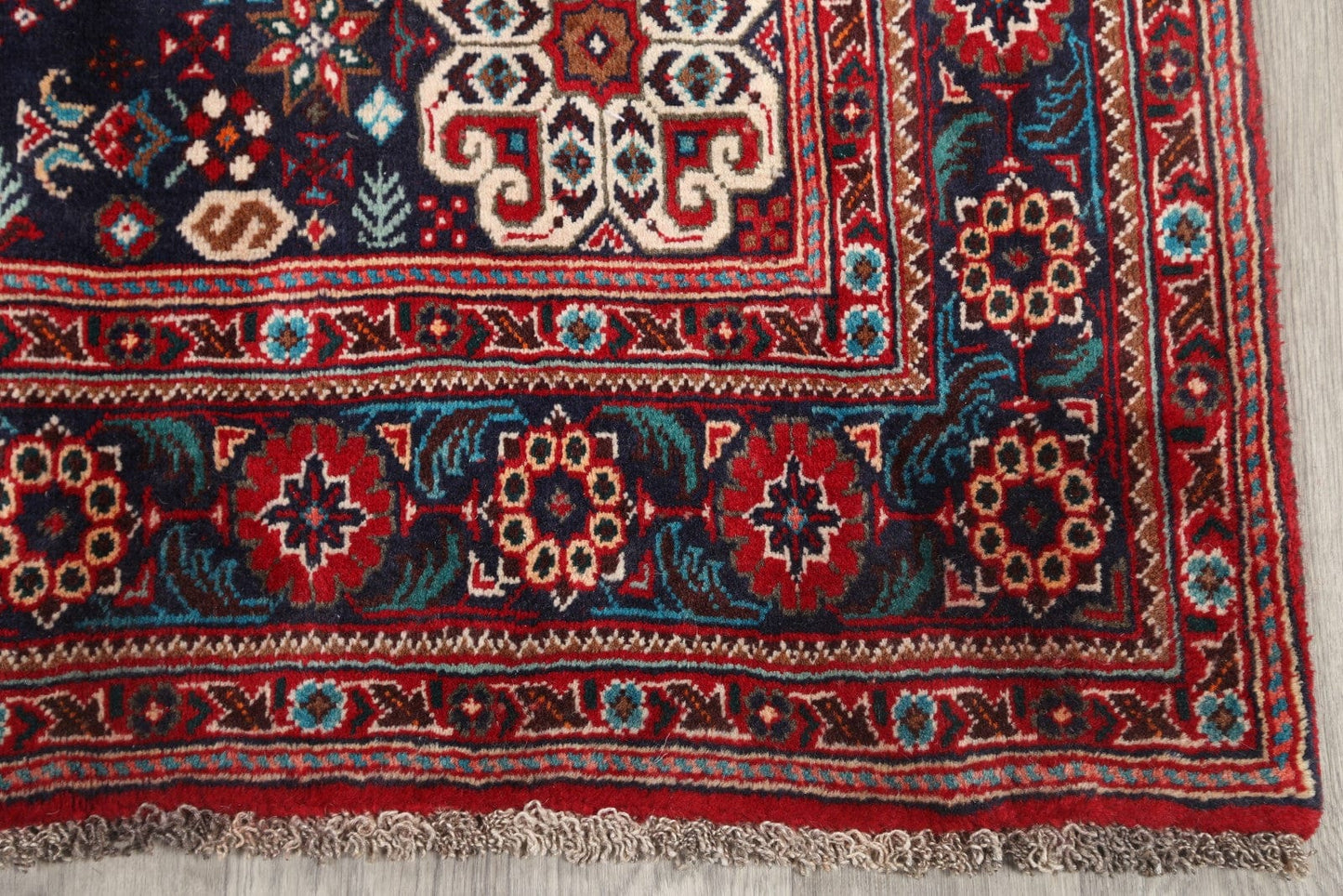 Abadeh Shiraz Persian Area Rug 6x9