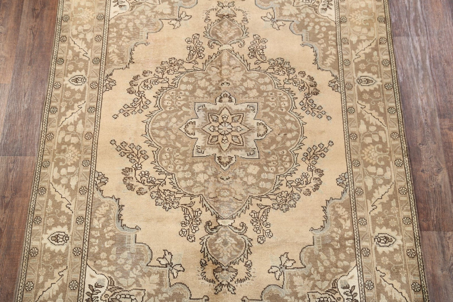 6x9 Tabriz Persian Area Rug