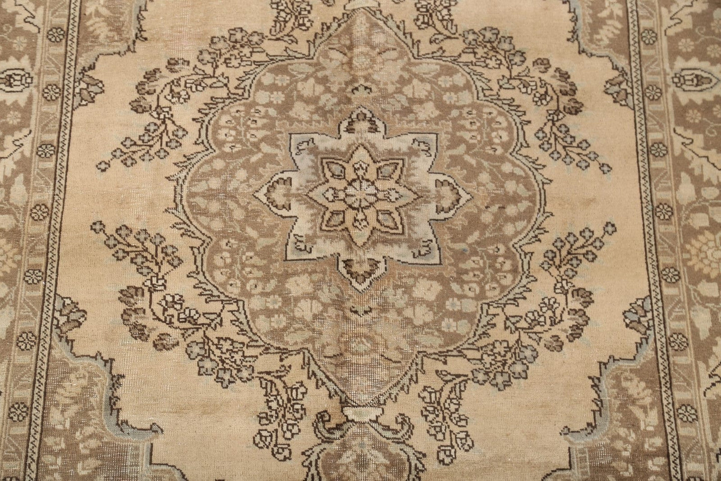 6x9 Tabriz Persian Area Rug