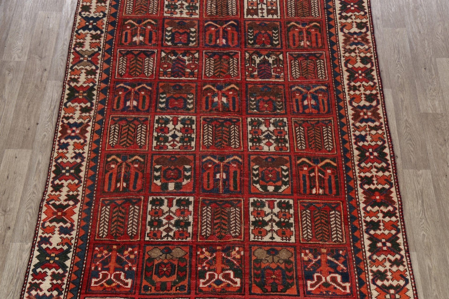 Antique Garden Design Bakhtiari Persian Area Rug 6x10