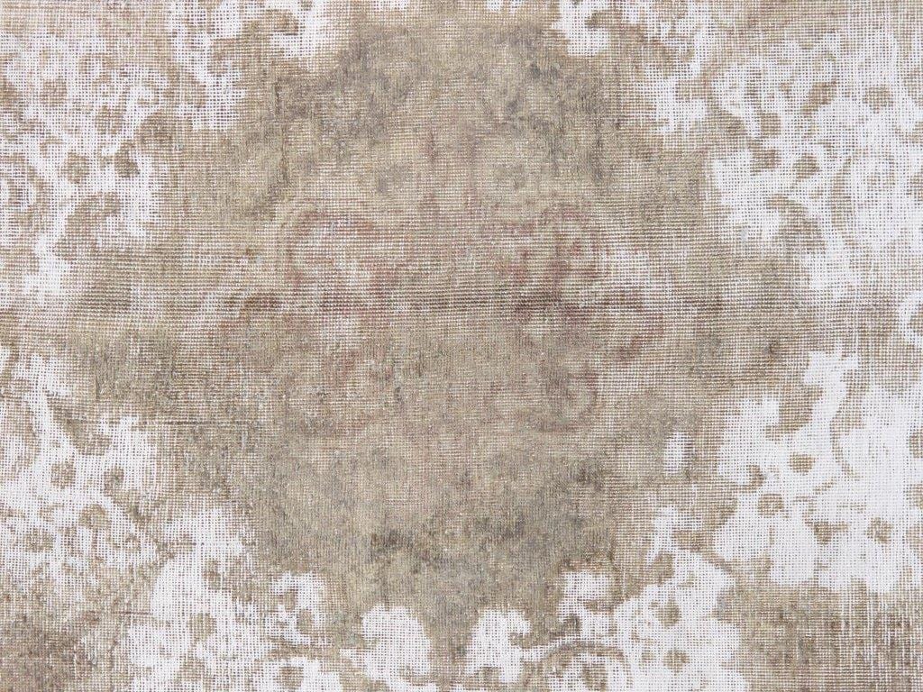 Vintage Overdye Collection Beige Lamb's Wool Area Rug- 9' 2" X 12' 6"