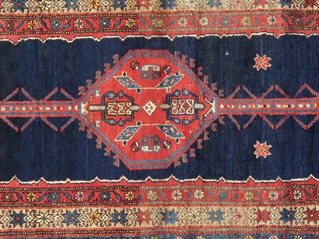 Vintage Ardabill Collection Navy Lamb's Wool Area Rug- 3' 1" X 11' 5"