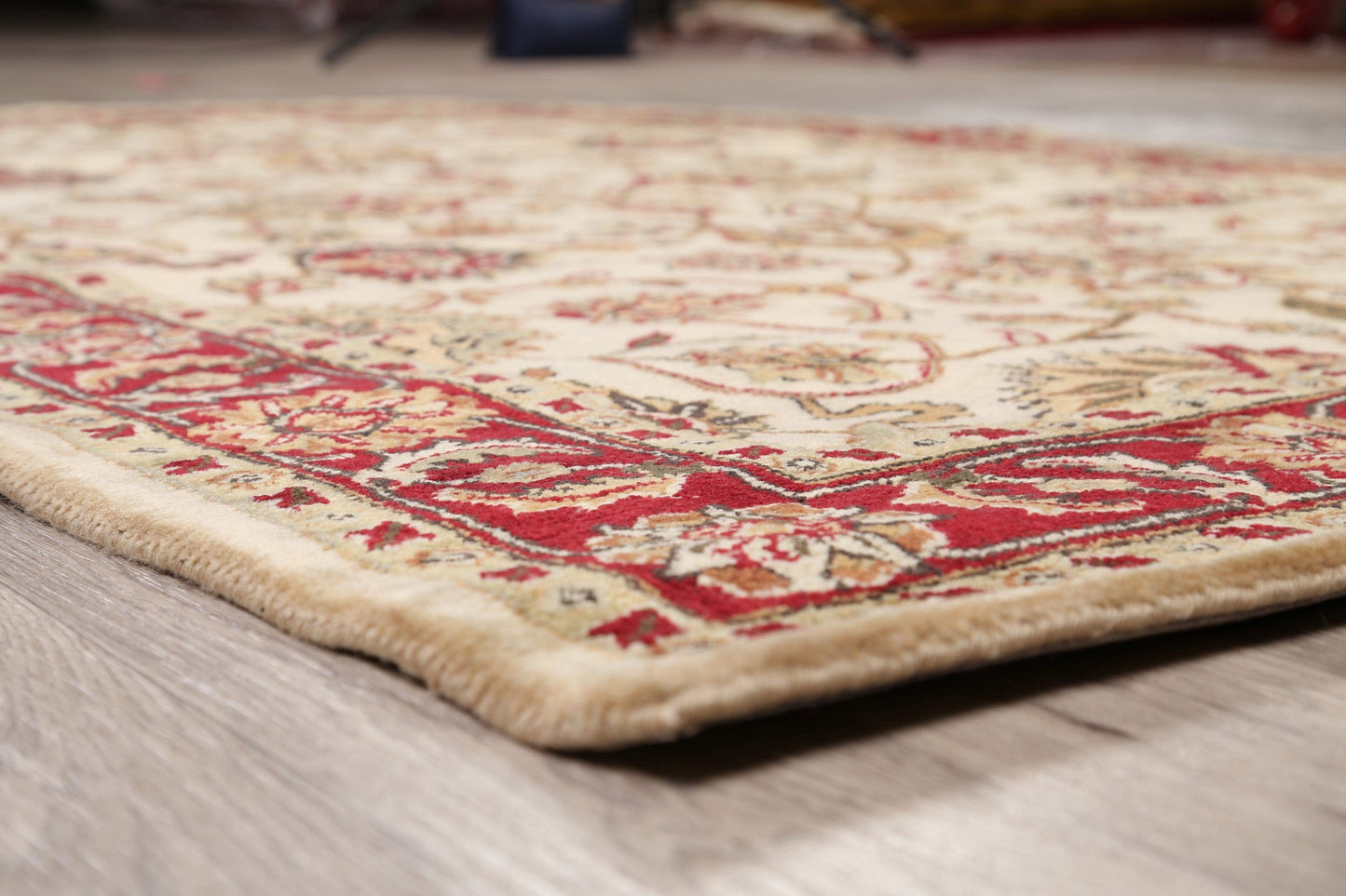 Beige Floral Agra Oriental Area Rug 5x8