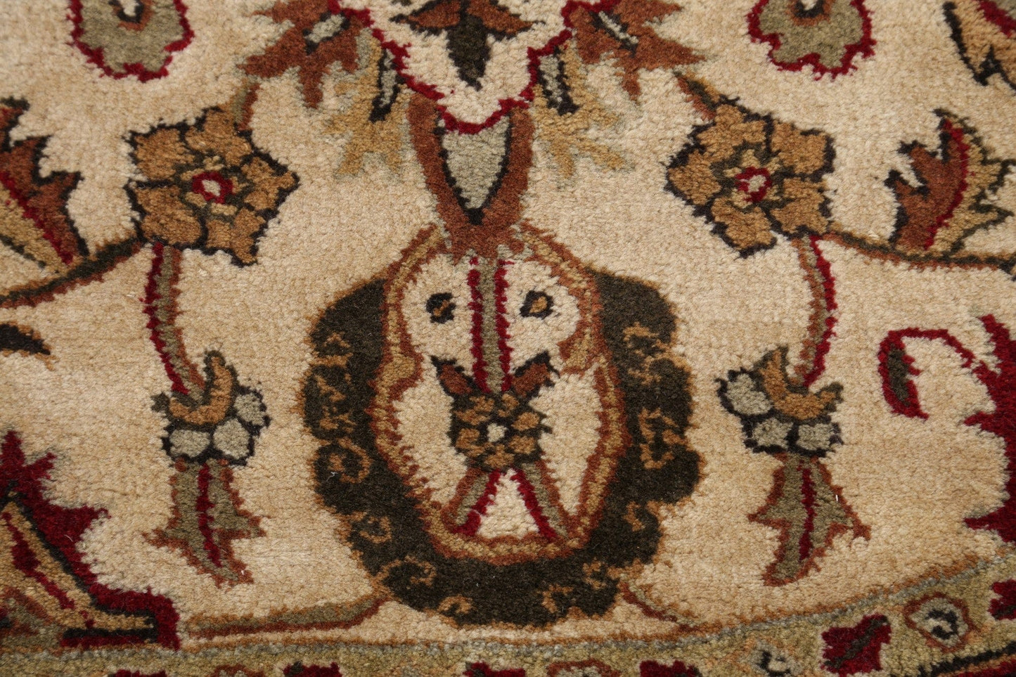 Beige Floral Agra Oriental Area Rug 5x8