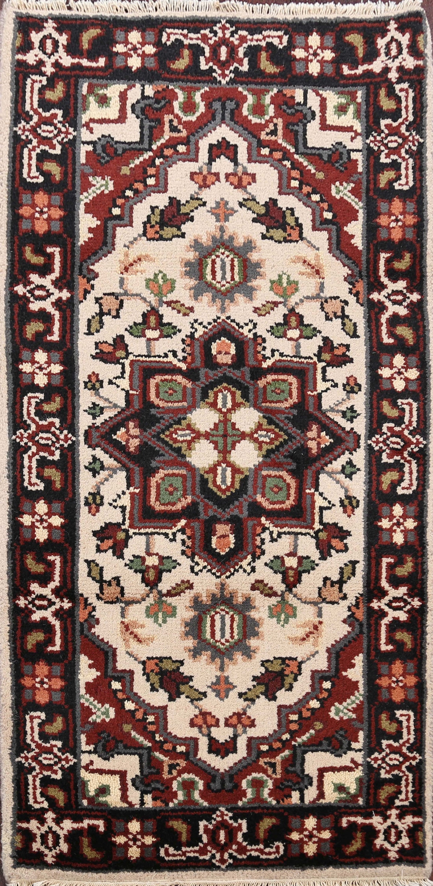 Geometric Heriz Oriental Ivory Area Rug 2x4