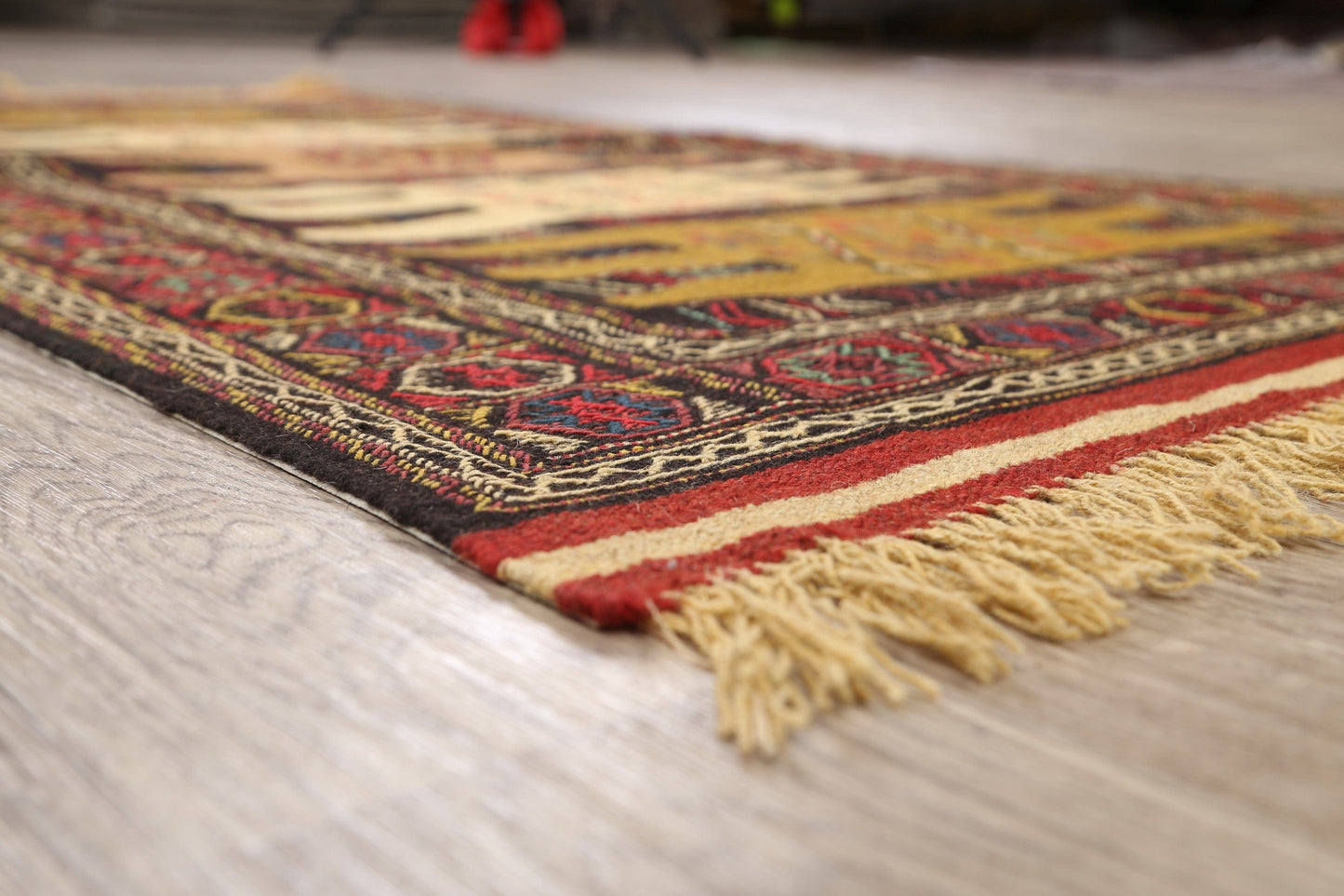 Sumak Kilim Hand-Woven Persian Area Rug 3x6