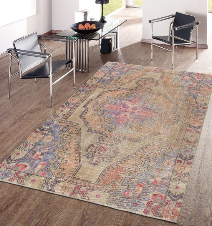 Vintage Oushak Collection Beige Lamb's Wool Area Rug- 4' 4" X 7' 0"