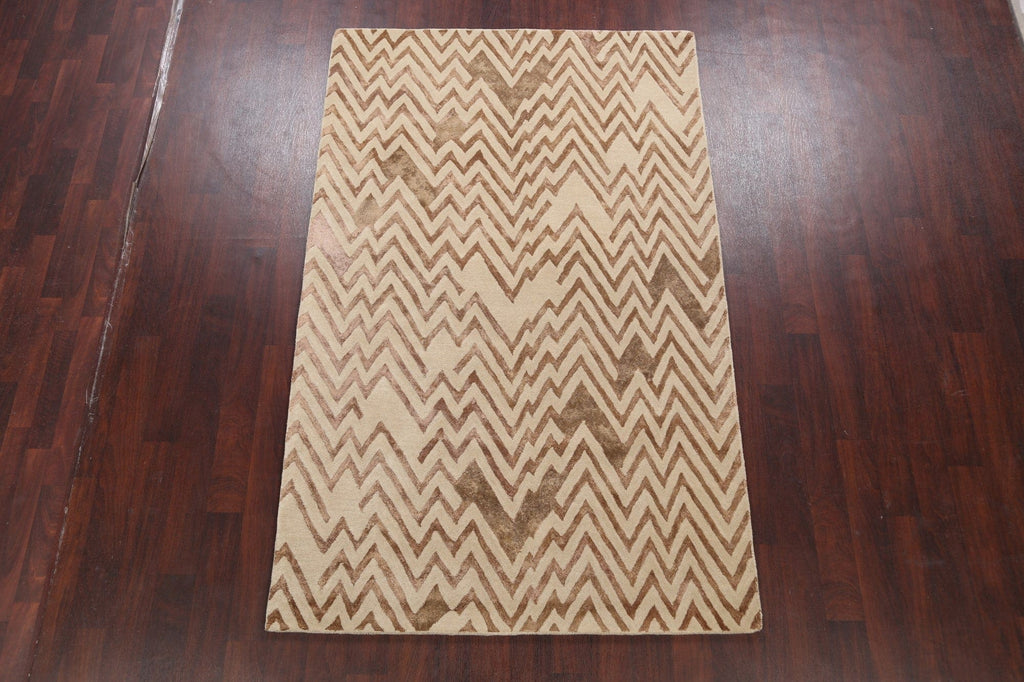 Modern Trellis Oriental Area Rug 5x8