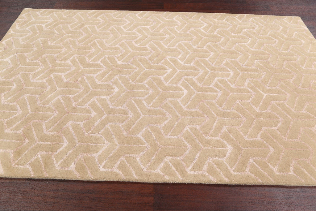 Modern Trellis Oriental Area Rug 5x8