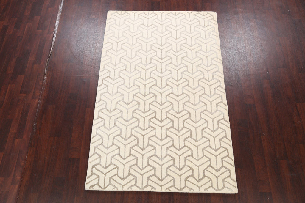 Modern Trellis Oriental Area Rug 5x8