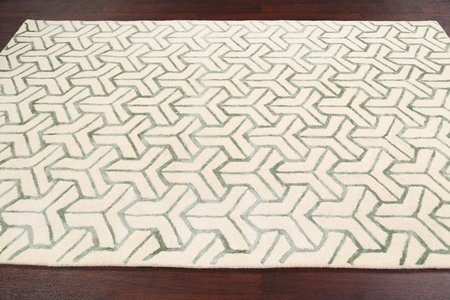 Modern Trellis Oriental Area Rug 5x8