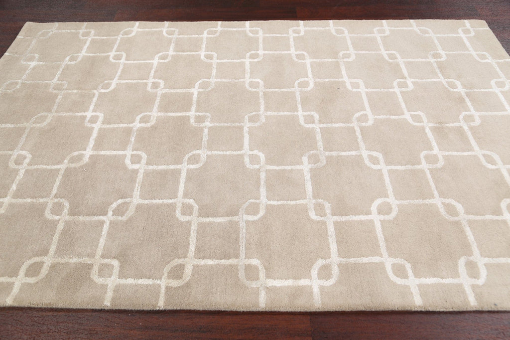 Modern Trellis Oriental Area Rug 5x8