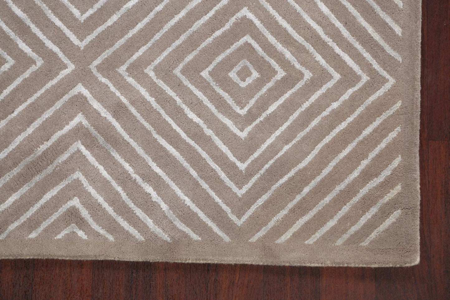 Modern Trellis Oriental Area Rug 5x8