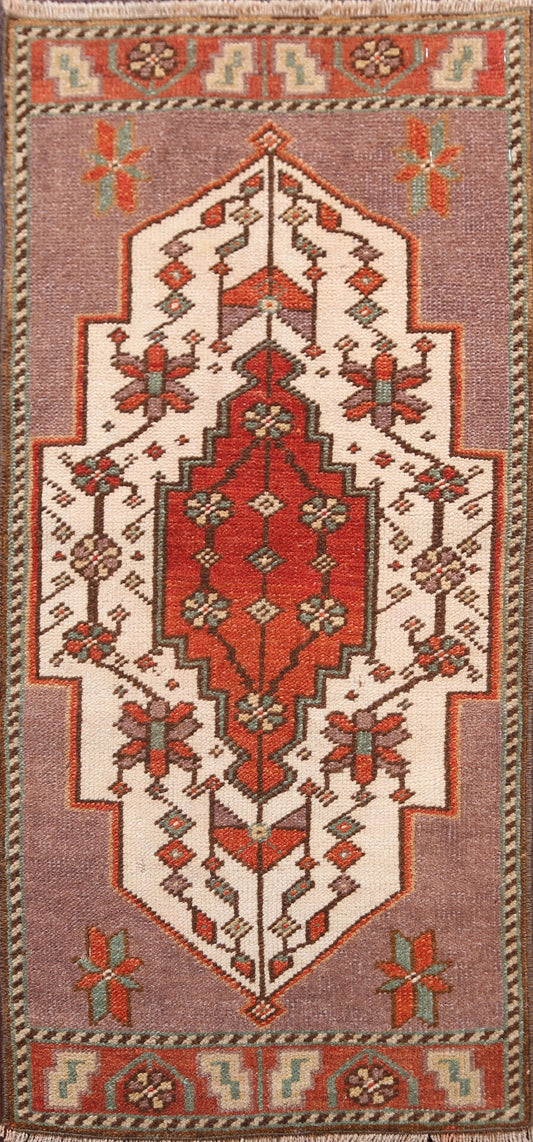 Geometric Authentic Oushak Turkish Area Rug 1x3