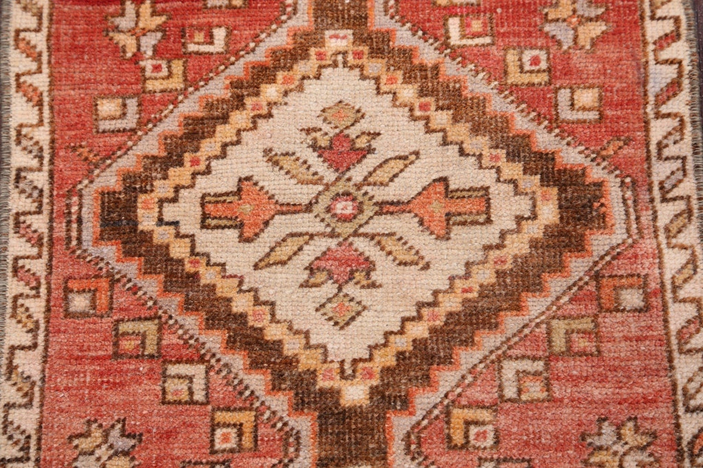 Geometric Authentic Oushak Turkish Area Rug 1x3