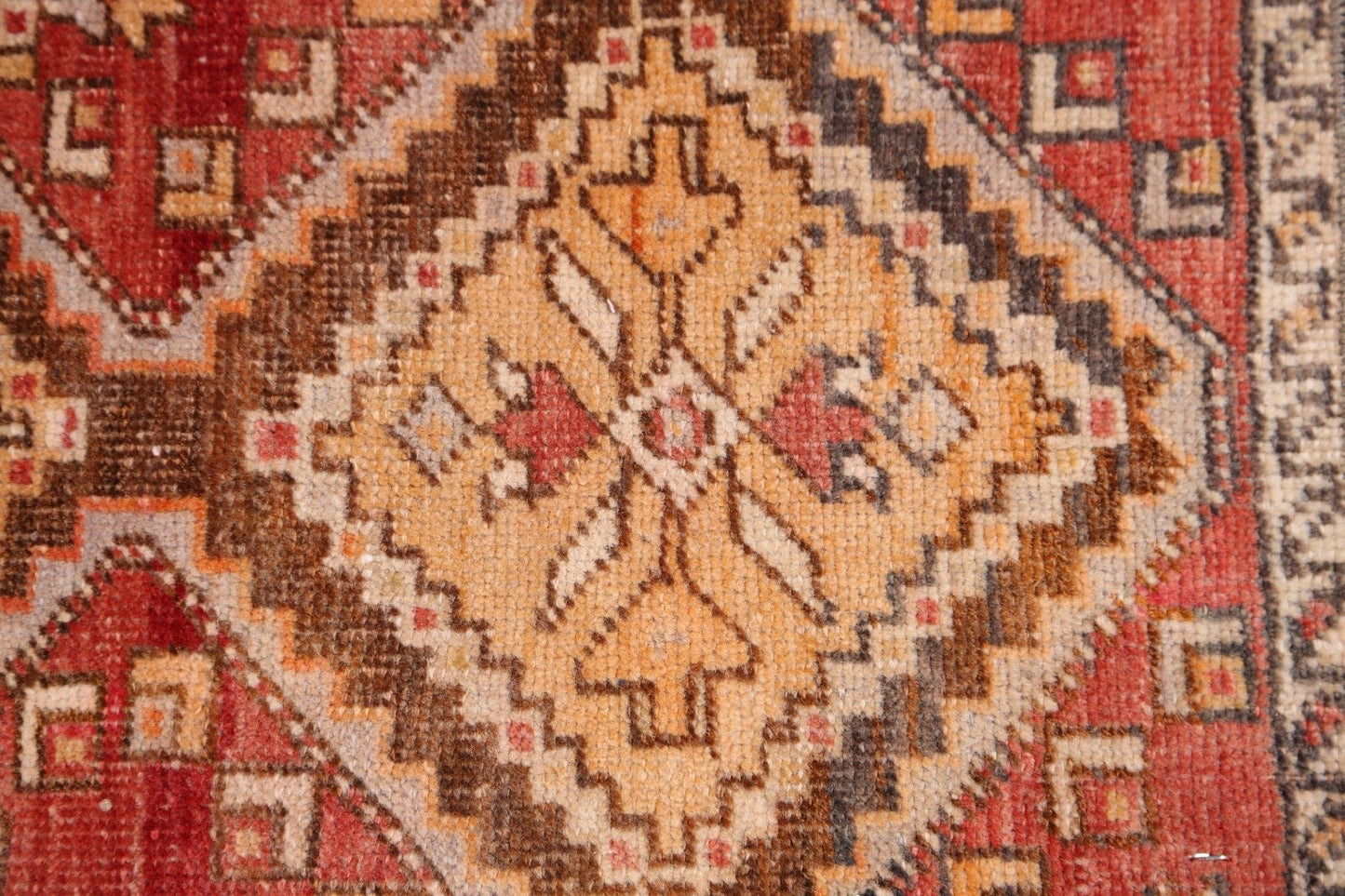 Geometric Authentic Oushak Turkish Area Rug 1x3