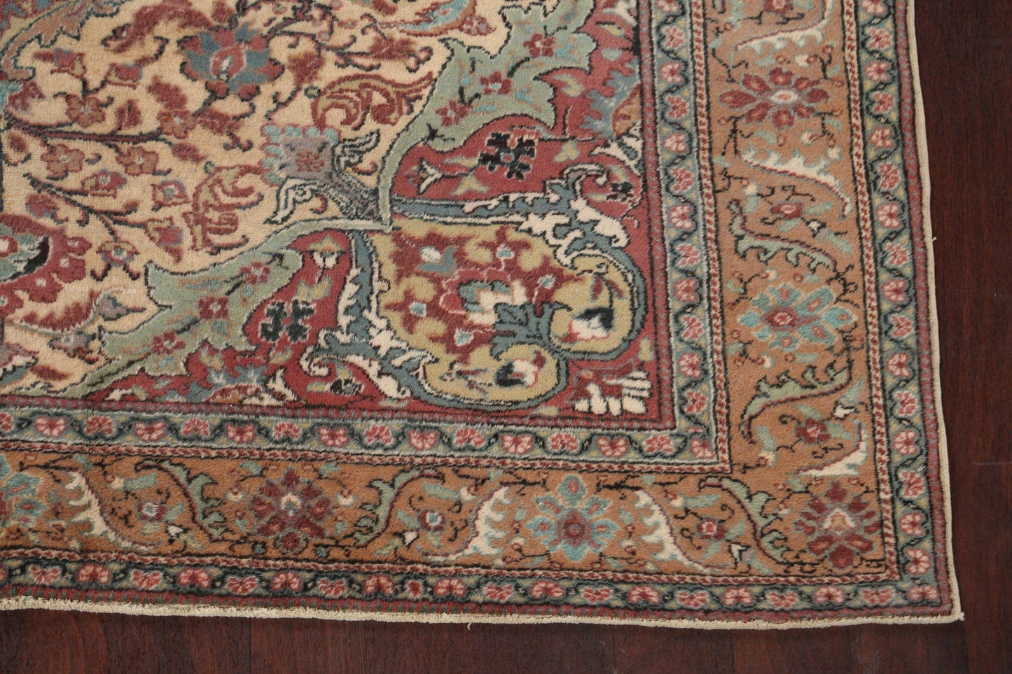 100% Vegetable Dye Anatolian Turkish Area Rug 7x10