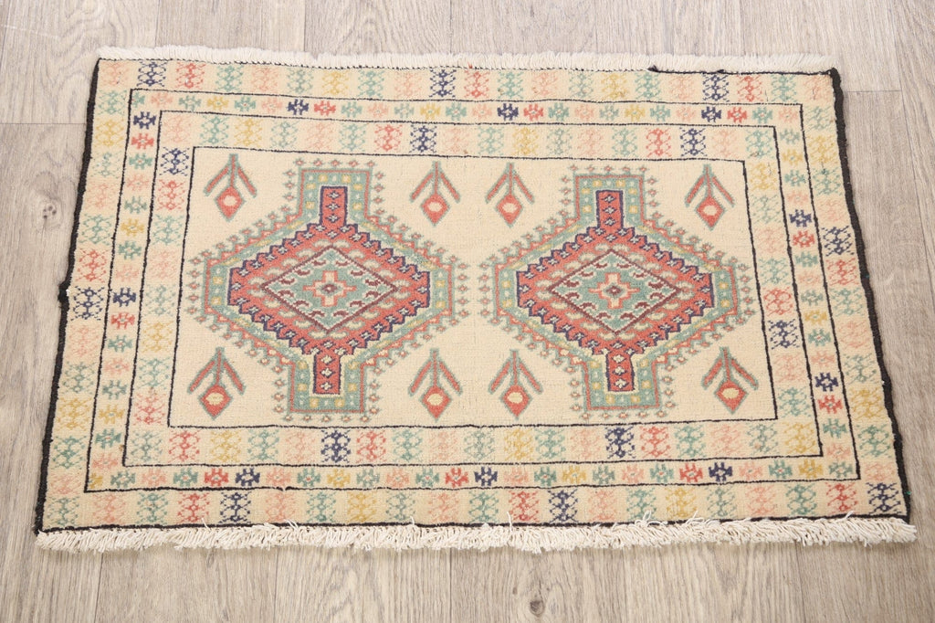 South-Western Style Bokhara Oriental Area Rug 1x2