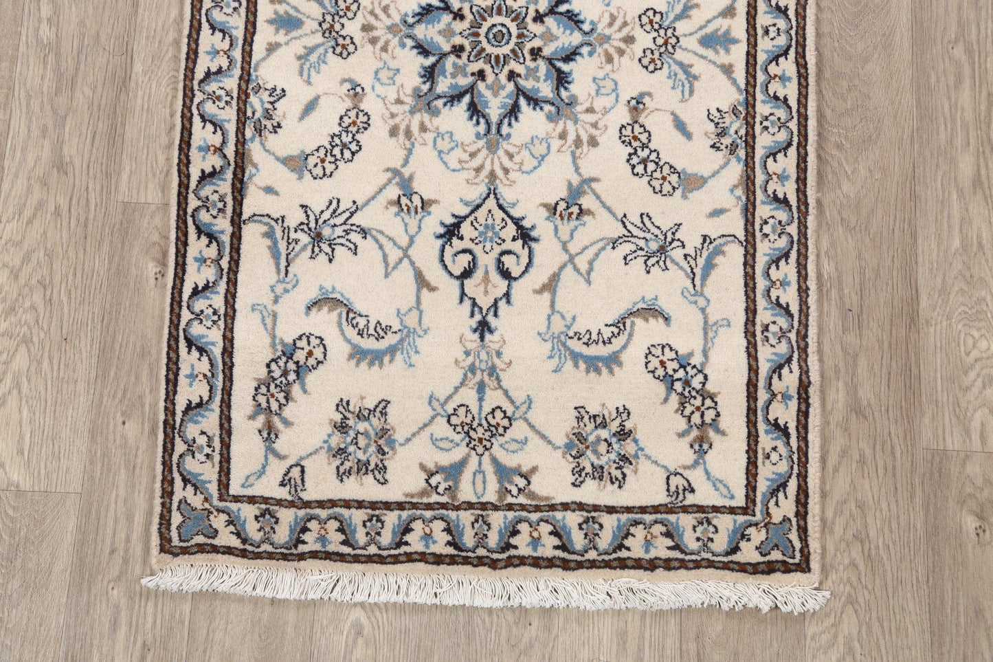 Nain Persian Area Rug 3x5