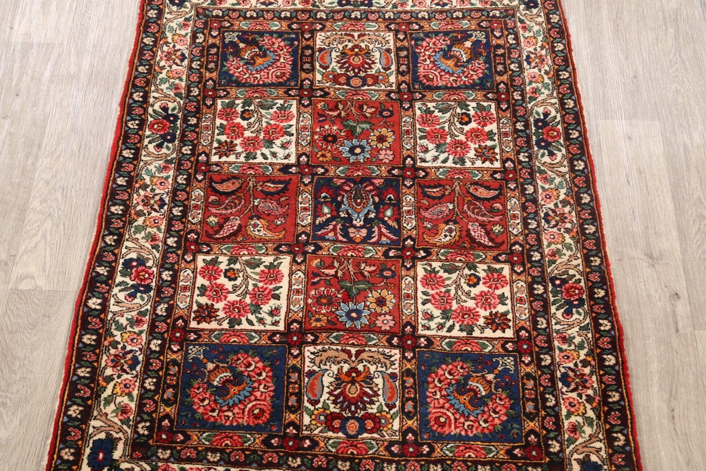 Garden Design Bakhtiari Persian Area Rug 4x5