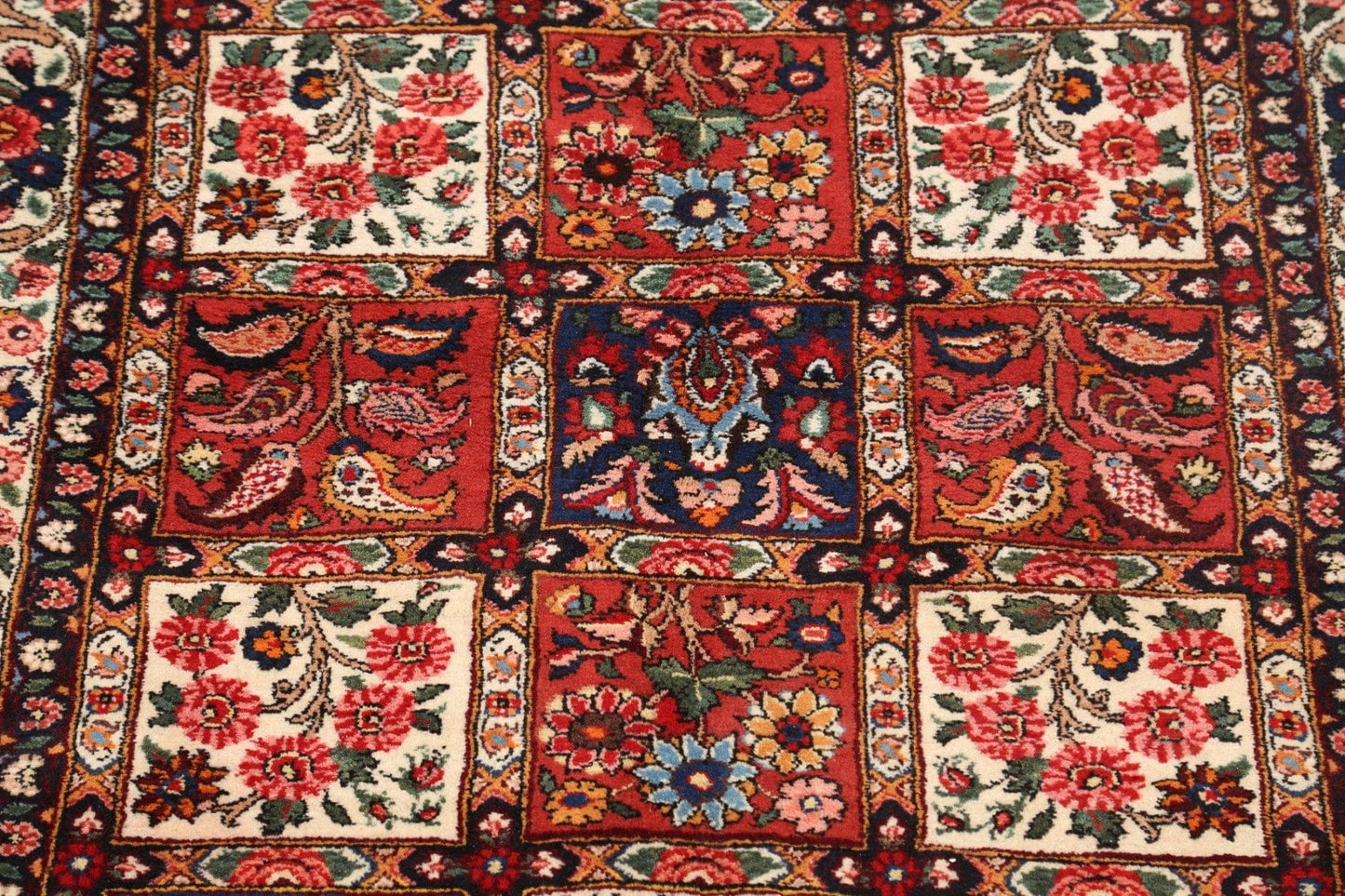 Garden Design Bakhtiari Persian Area Rug 4x5