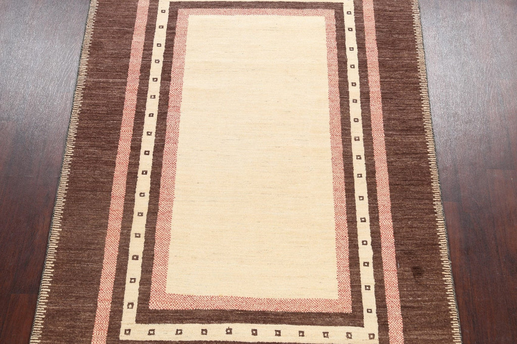 Bordered Gabbeh Kashkoli Oriental Area Rug 5x8