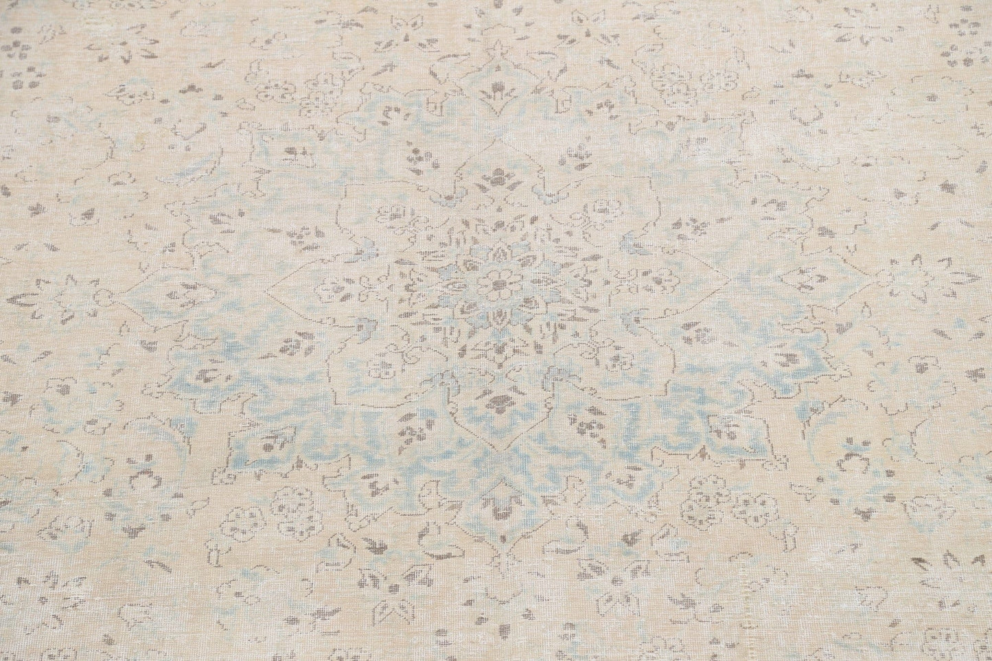 Muted Distressed Kashan Persian Area Rug 10x13