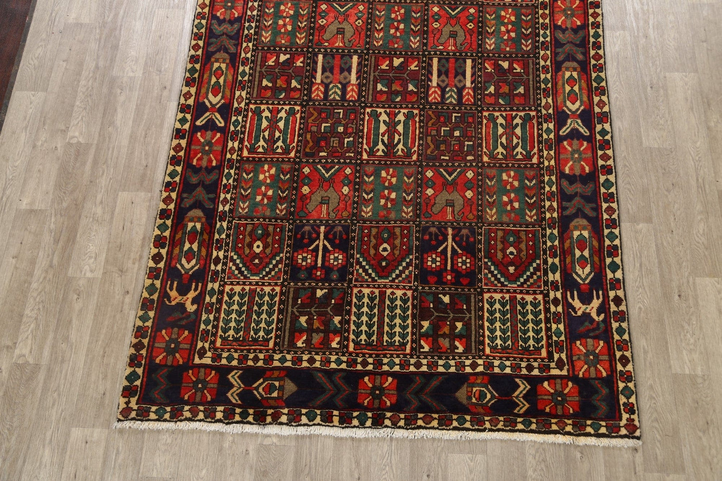 Garden Design Bakhtiari Persian Area Rug 6x10