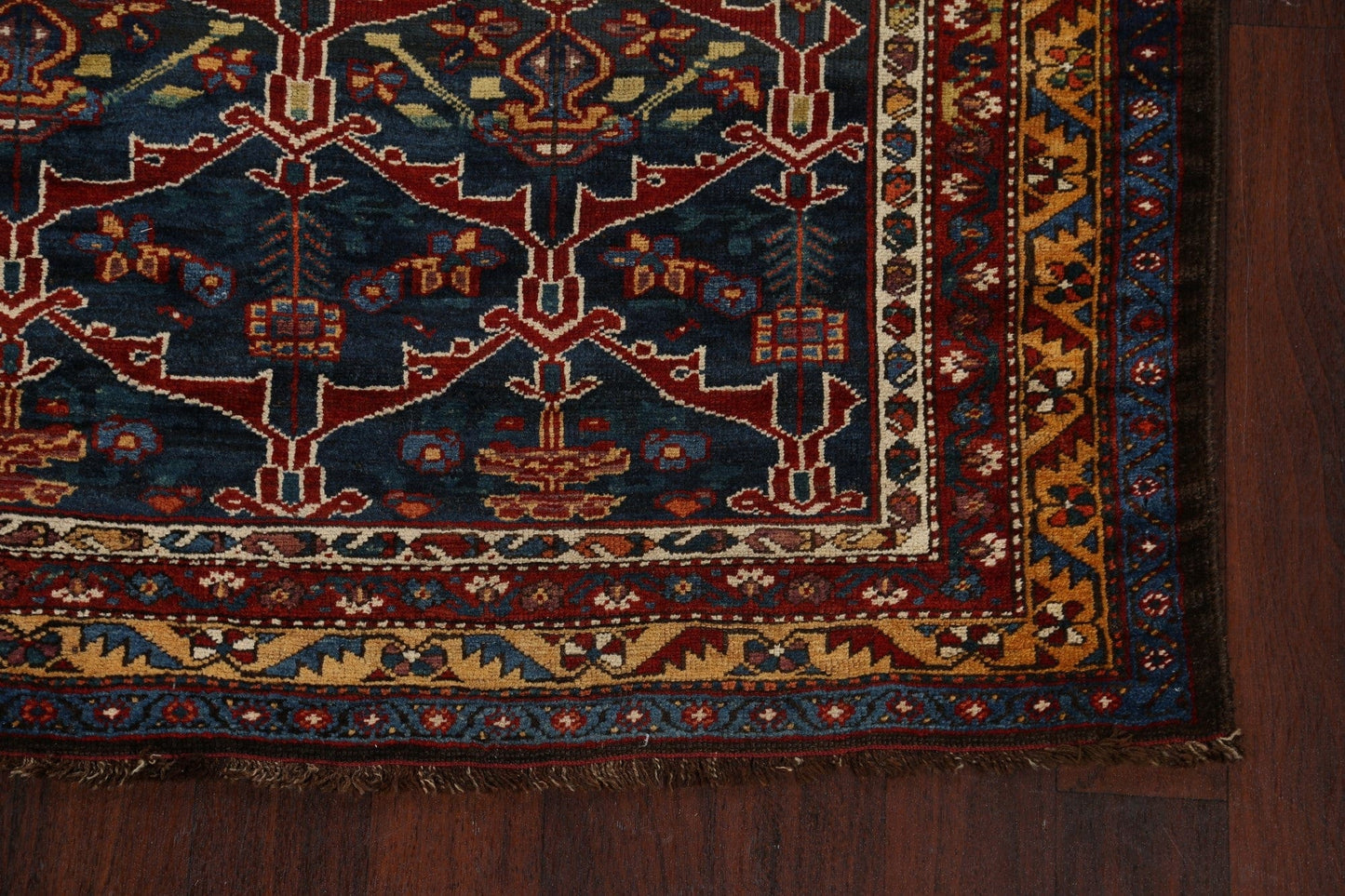 Antique 100% Vegetable Dye Bakhtiari Persian Area Rug 5x9