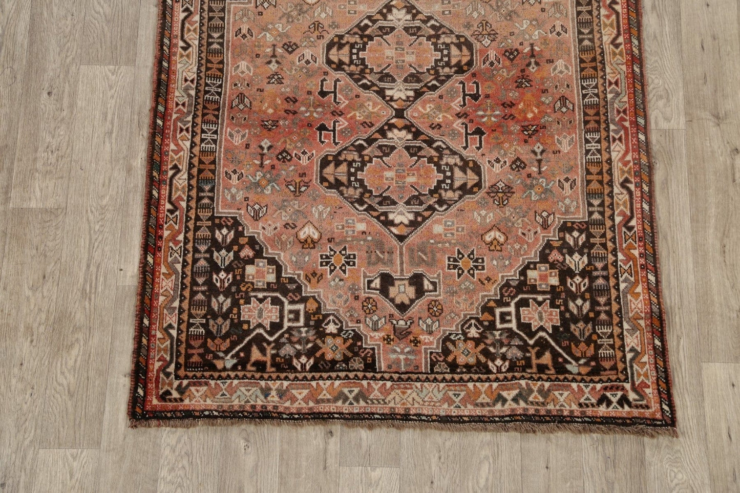 Geometric Shiraz Persian Area Rug 4x5