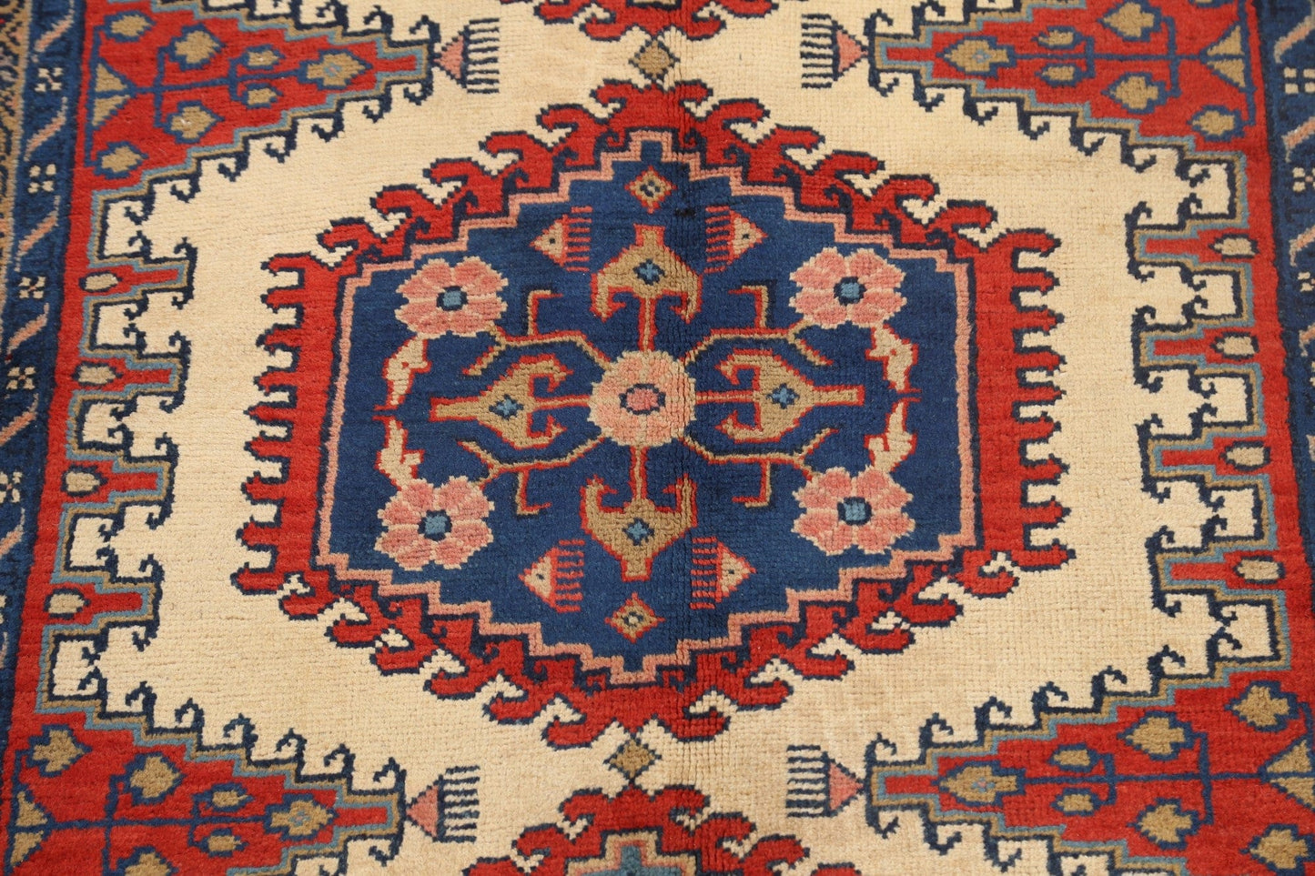 Geometric Viss Persian Area Rug 4x6