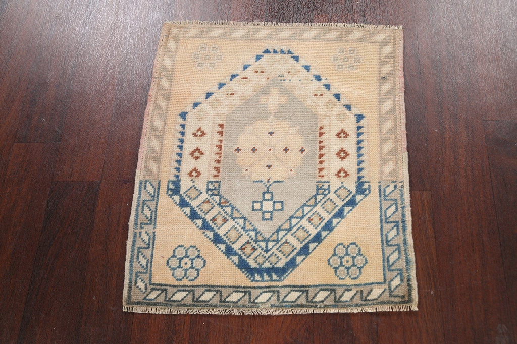 Geometric Oushak Oriental Area Rug 2x2 Square