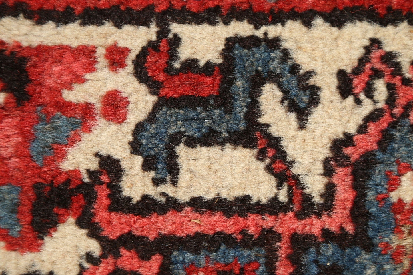 Geometric Gharajeh Persian Area Rug 2x4