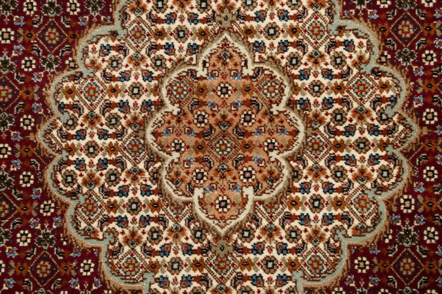 Vegetable Dye Wool/ Silk Tabriz Mahi Persian Area Rug 4x5