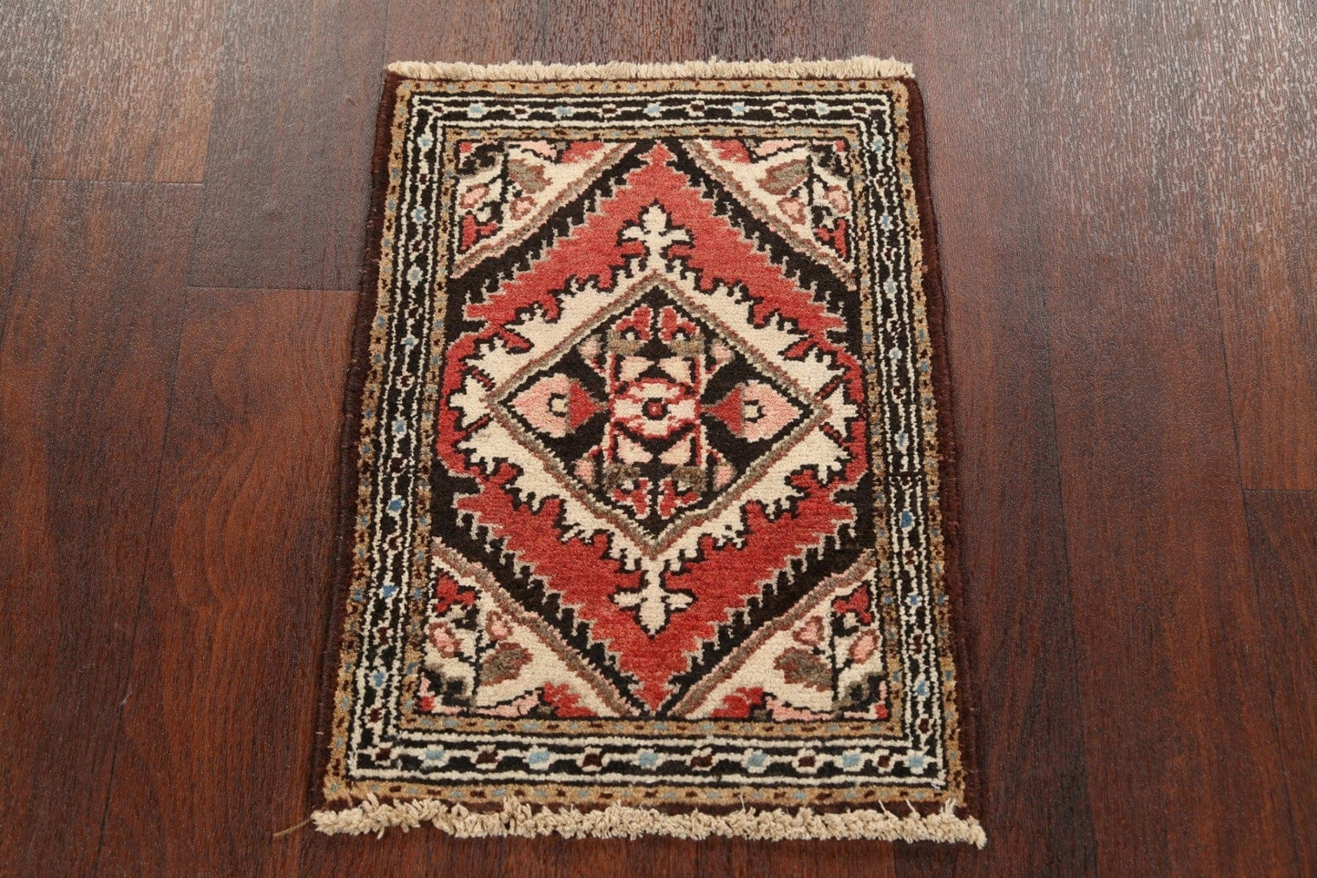 Geometric Hamedan Persian Area Rug 1x2