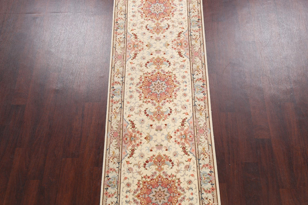 100% Vegetable Dye Wool/ Silk Tabriz Persian Runner Rug 3x23