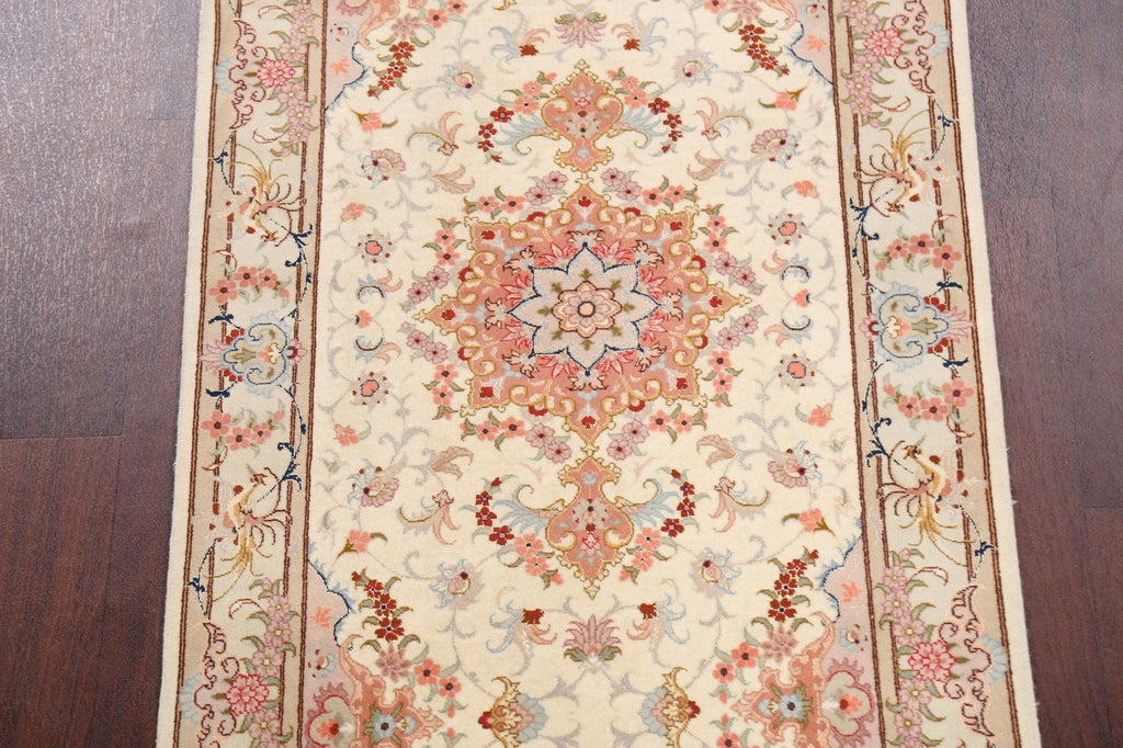 100% Vegetable Dye Wool/ Silk Tabriz Persian Runner Rug 3x23