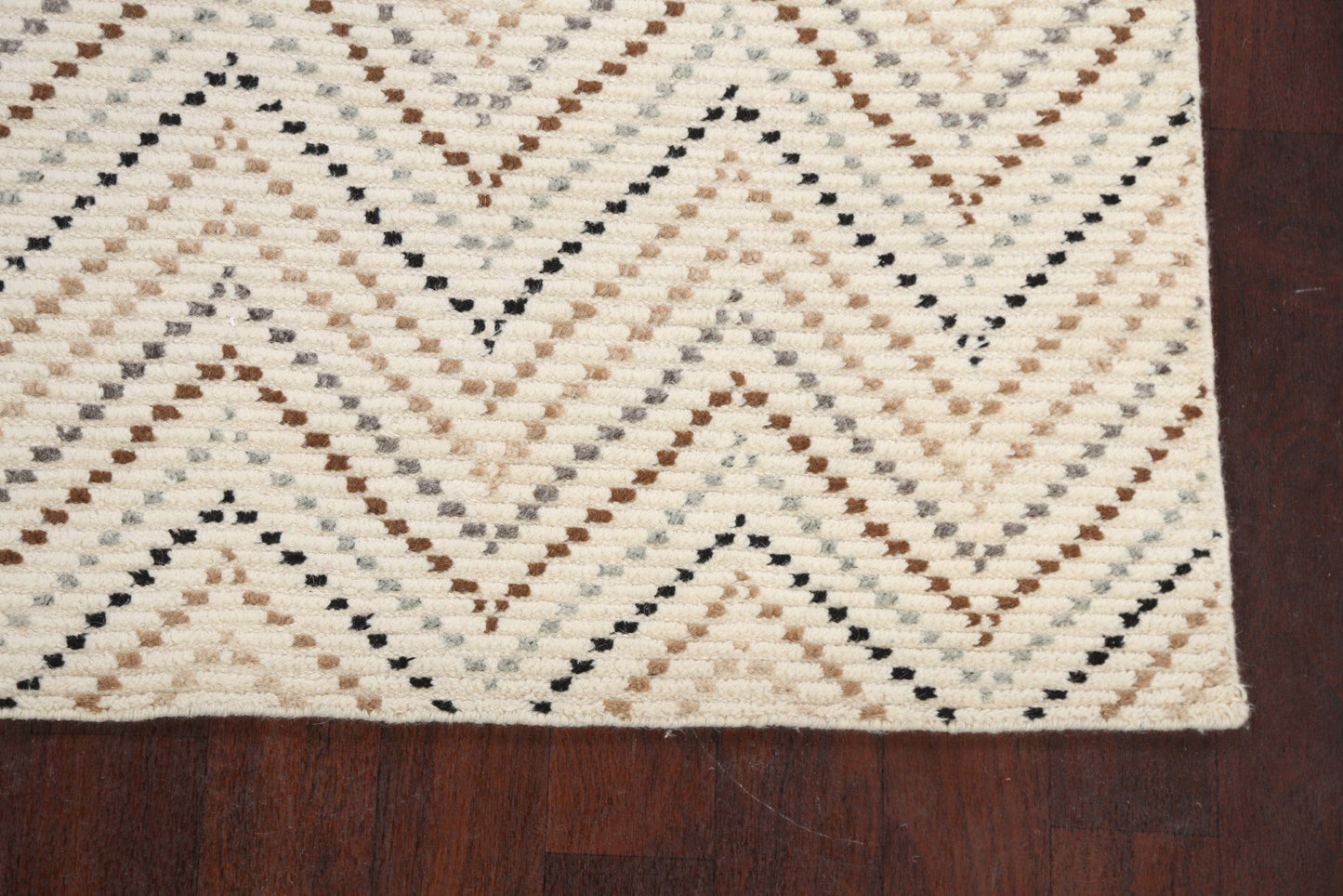 Chevron Modern Moroccan Oriental Area Rug 5x8