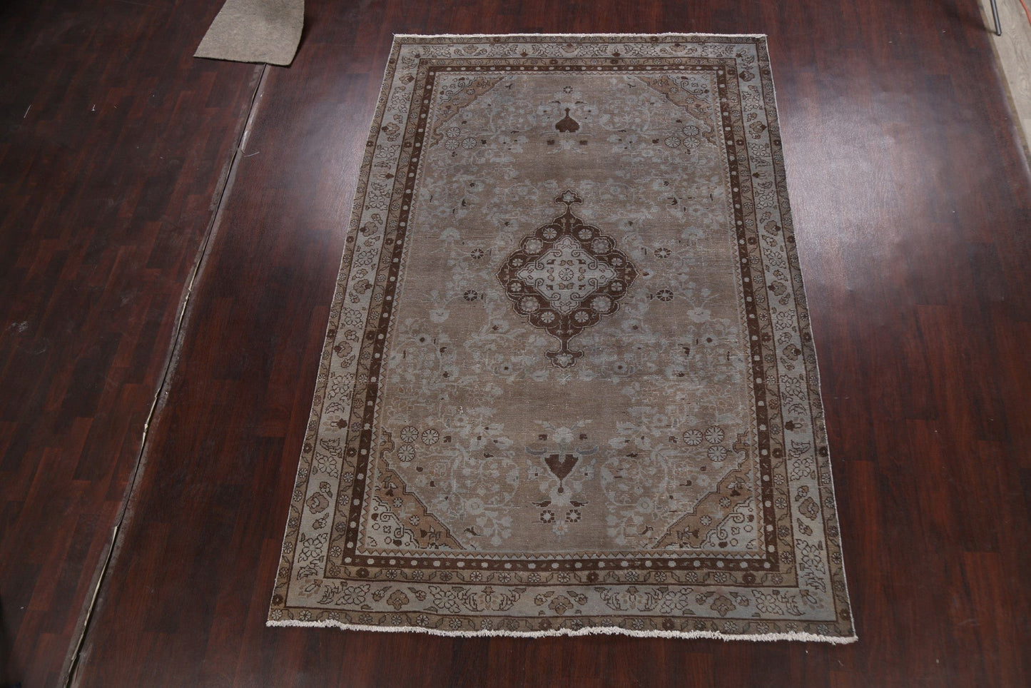 Distressed Floral Hamedan Persian Area Rug 6x9