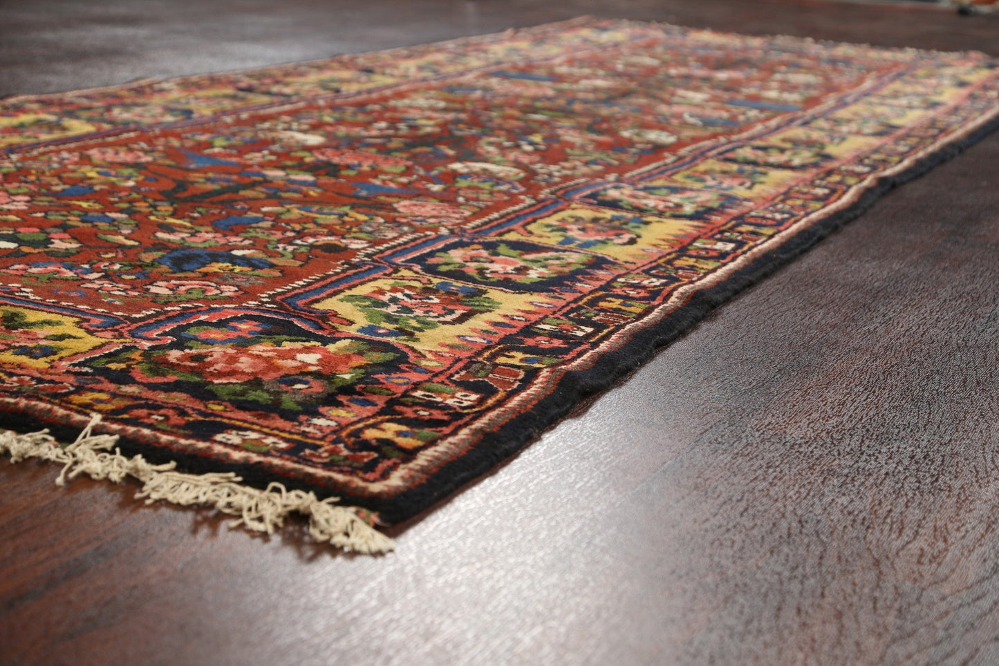 Floral Bakhtiari Persian Area Rug 5x13