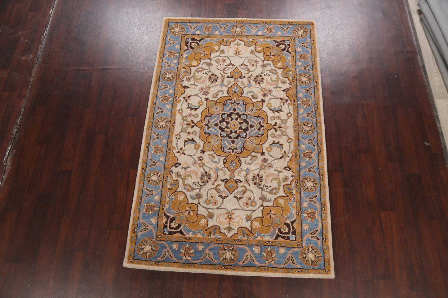 Floral Area Rug 5x8