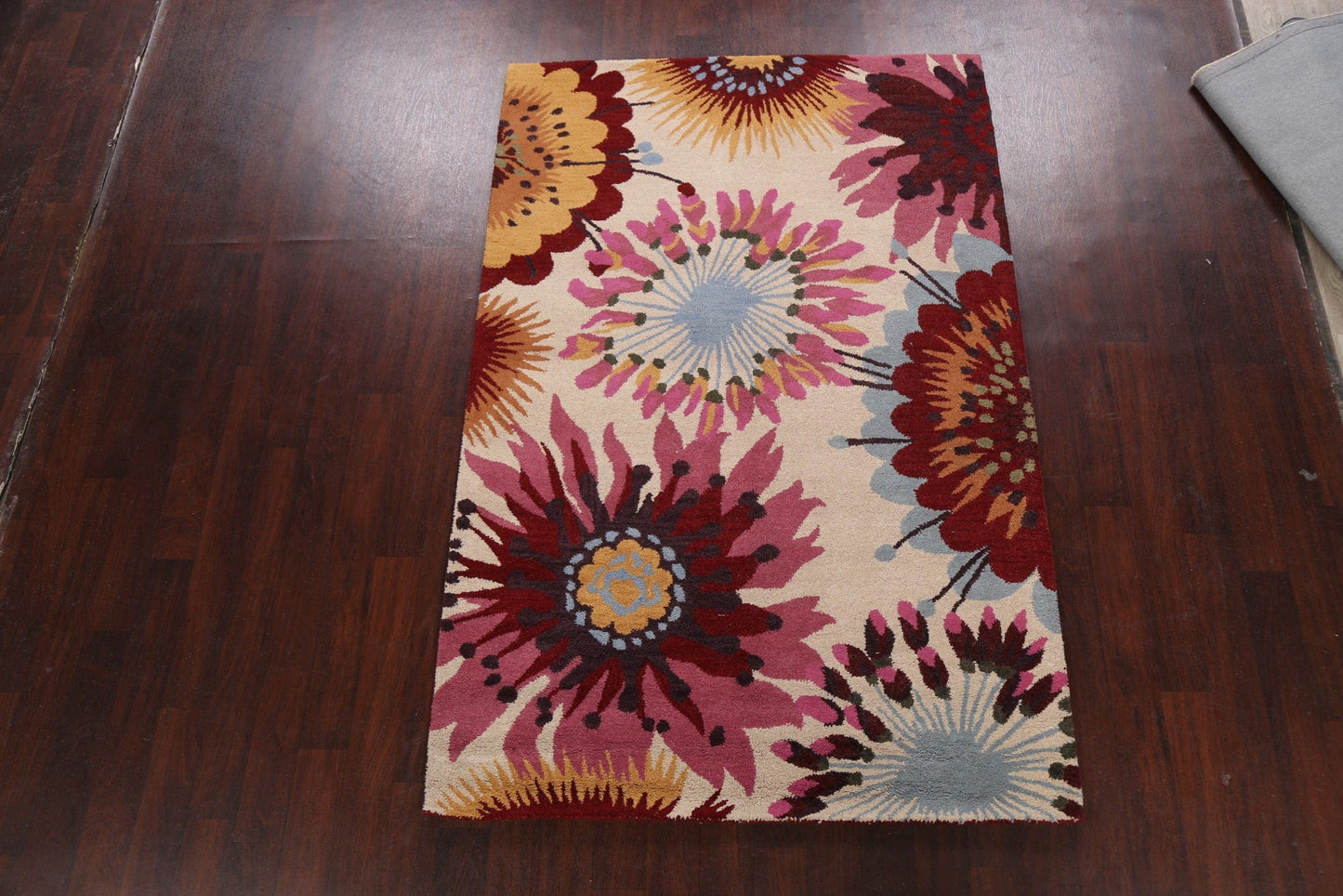 Floral Area Rug 5x8